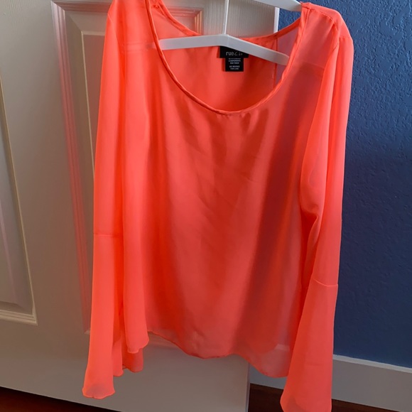 Sheer top Women - Picture 1 of 3